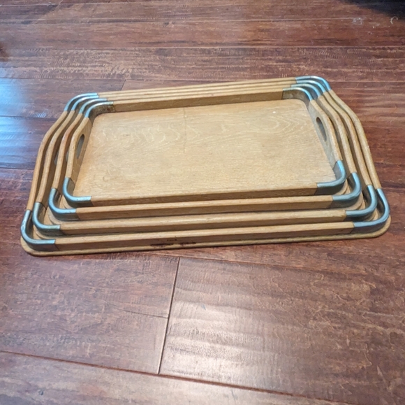 💘HOST PICK💘 VTG 50's MCM 4P Wooden W Metal Nesting Serving Trays - Picture 5 of 16